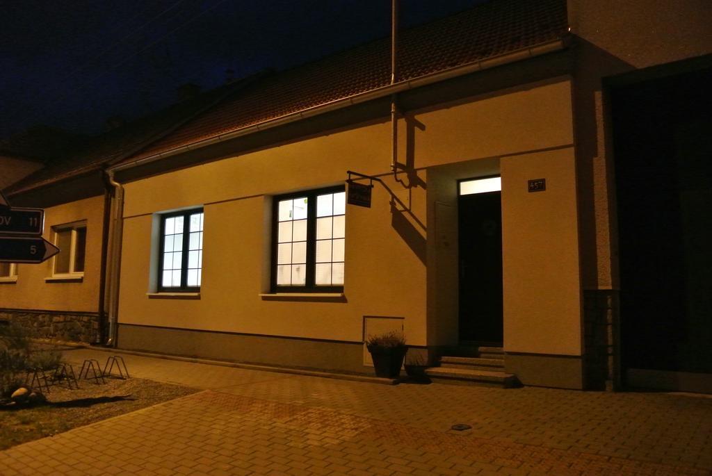 Apartman Ve Dvore Ratiskovice 部屋 写真